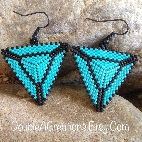 TURQUOISE and Black Triangle Beaded Earrings - Picture 3 of 6